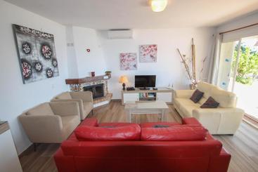 Celia   Oceanfront Villa In Costa Blanca