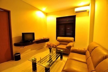 فندق Aston Ketapang City