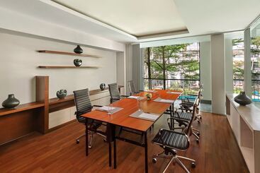 호텔 Courtyard By Marriott Bali Nusa Dua Resort