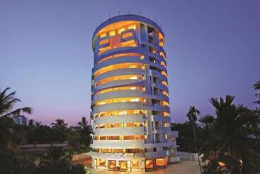 酒店 Emarald Suites