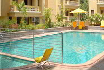Sandalwood Hotel & Suites