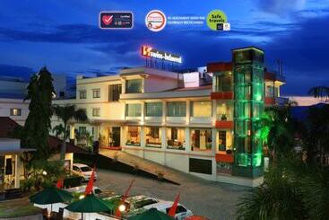 Swiss Belhotel Silae Palu