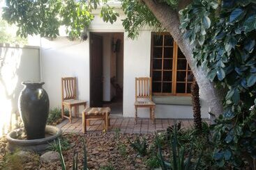 هتل Turnberry Boutique