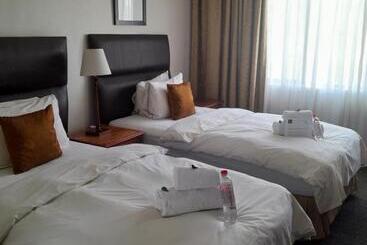 Protea Hotel By Marriott Harrismith Montrose