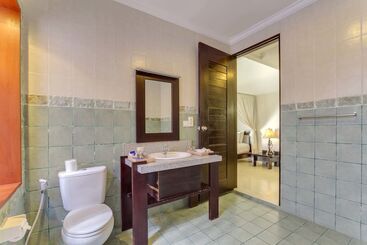 一軒屋 The Tukad Villa