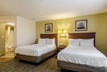 מלון דירות Candlewood Suites Jacksonville East Merril Road, An Ihg