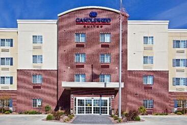 هتل آپارتمان Candlewood Suites Lafayette, An Ihg