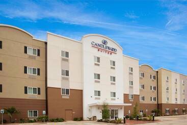 Апарт-отель Candlewood Suites San Antonio Downtown, An Ihg
