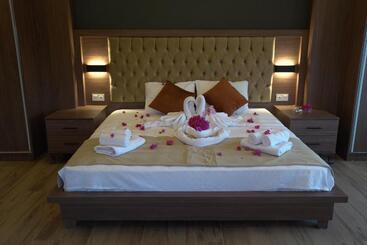 Aspat Hotel Bodrum   Beach&restaurant