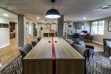 Отель Candlewood Suites Melbourne/viera, An Ihg