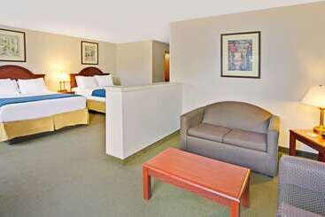 فندق Days Inn & Suites By Wyndham Laurel Near Fort Meade