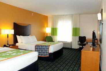 هتل Fairfield Inn And Suites By Marriott Fort Wayne
