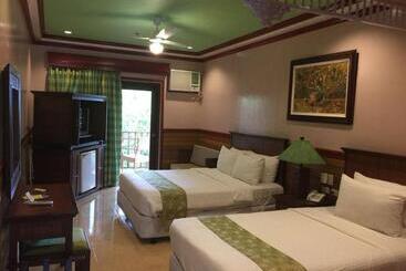 Hotel Flushing Meadows Resorts & Playground