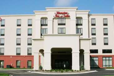 Отель Hampton Inn & Suites Lino Lakes