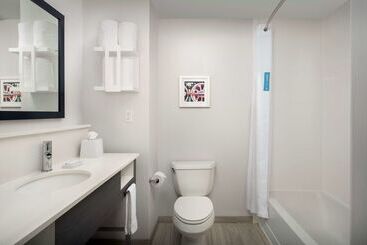 فندق Hampton Inn Duncan