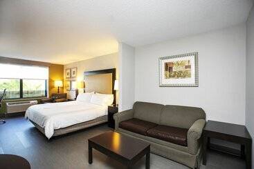 Holiday Inn Express Hotel & Suites Jacksonville Mayport / Beach, An Ihg