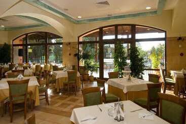 Отель Hrizantema  All Inclusive