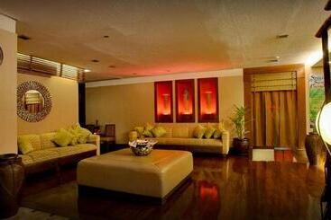 Networld Hotel Spa And Casino