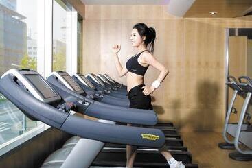 בית מלון כפרי Ramada Plaza By Wyndham Gwangju