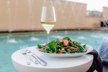 هتل Renaissance Baton Rouge