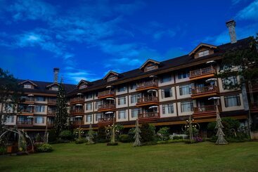 Отель The Manor At Camp John Hay