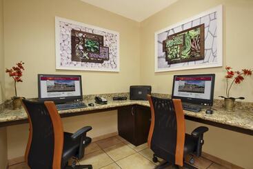 ホテル Towneplace Suites St. George