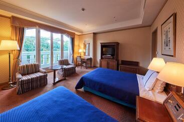 فندق Denhaag Huis Ten Bosch