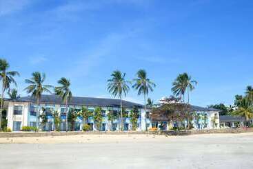 Microtel By Wyndham Puerto Princesa