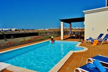 דירה Villas Coral Deluxe