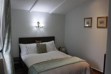 تختخواب و صبحانه Villa Cristiani