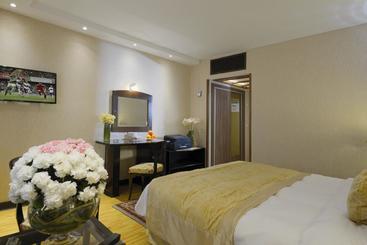 Ferdowsi International Grand Hotel