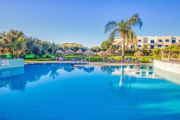 בית מלון כפרי Captain Karas Holidays Apartments