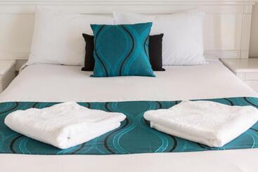בית מלון כפרי Gemini Resort