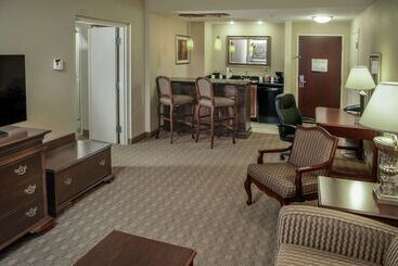 호텔 Hampton Inn & Suites Youngstown Canfield