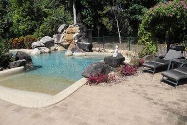 酒店 Licuala Lodge