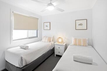 هتل The Observatory Self Contained Apartments