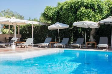 Rena Apartments By Checkin