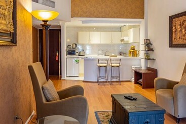 Taj Mahal Apartment Tehran