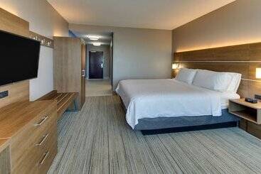 Holiday Inn Express Hotel & Suites Columbus Fort Benning, An Ihg
