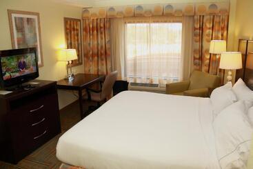 Holiday Inn Express Hotel & Suites Perry, An Ihg