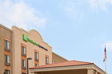 Holiday Inn Express Hotel & Suites Twentynine Palms, An Ihg