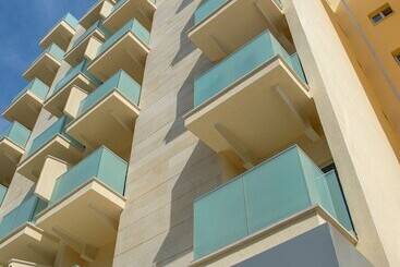 בית מלון כפרי Kapetanios Limassol