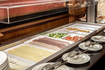 호텔 Kapetanios Limassol