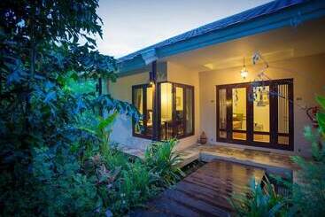 ホテル Phuwanalee Resort