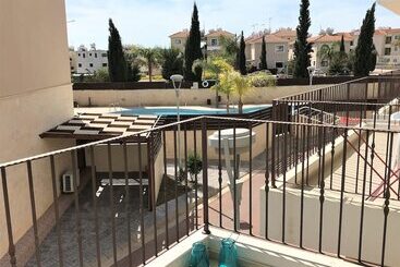 آپارتمانهای توریستها Kyklades Resort & Spa
