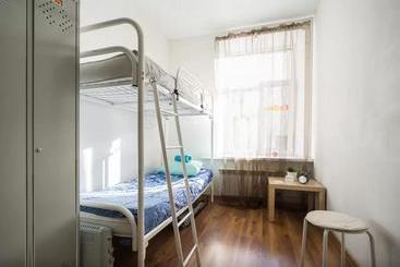 Online Hostel