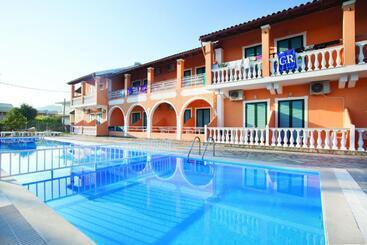 Valentinos Apartments