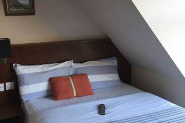 تختخواب و صبحانه Cambridge House