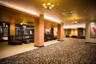 בית מלון כפרי Dogo Onsen Yachiyo 道後温泉八千代