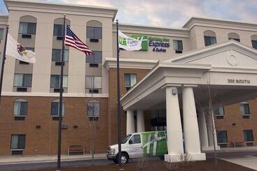 هتل Holiday Inn Express & Suites Chicago West O Hare Arpt Area , An Ihg